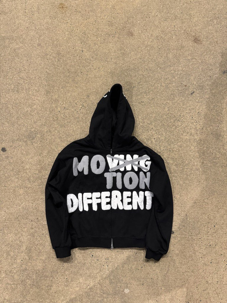 MOTION/VING DIFFERENT BLACK ZIP UP